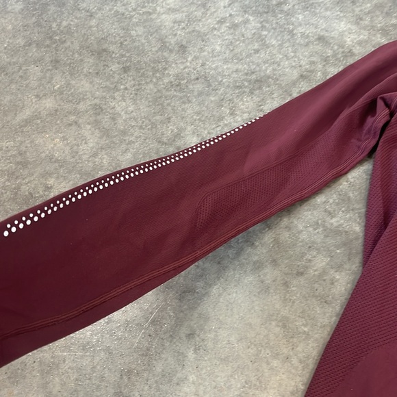 NWOT LULULEMON SWIFTLY TECH LONG SLEEVE - Picture 6 of 8